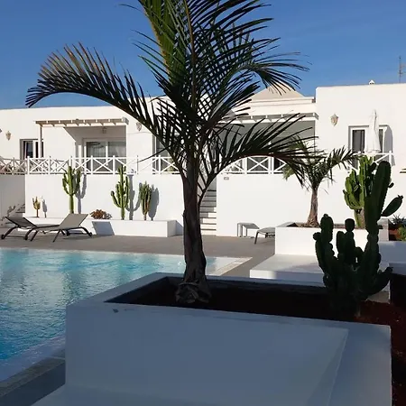 Casa Ila Flower Vakantiehuis *